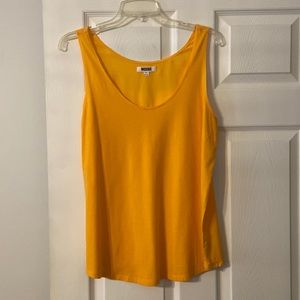 Modbe Women’s Shirt size M